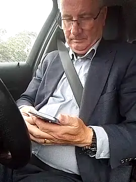 cutpiercedcock online show from March 16, 2026, 7:01 am