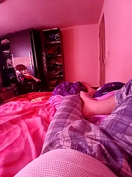 Mariusica1994 online show from April 22, 2026, 7:00 am