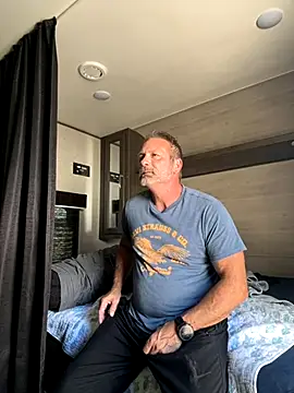 Bronco9602 online show from September 19, 2025, 5:02 pm