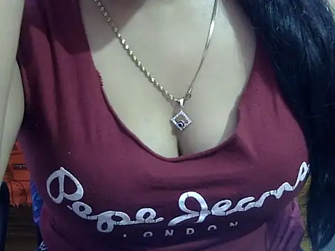 Your wild Dia online show from November 7, 2025, 5:46 pm