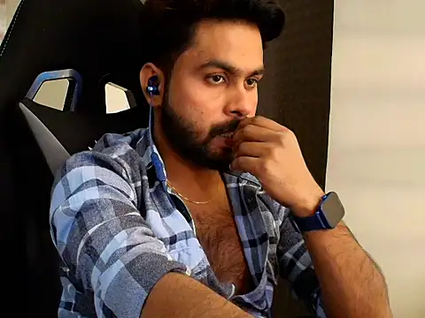 SHENOY3 online show from March 3, 2026, 6:03 pm