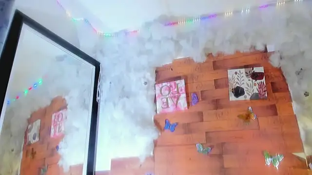 kelly thomson online show from March 17, 2025, 11:32 pm