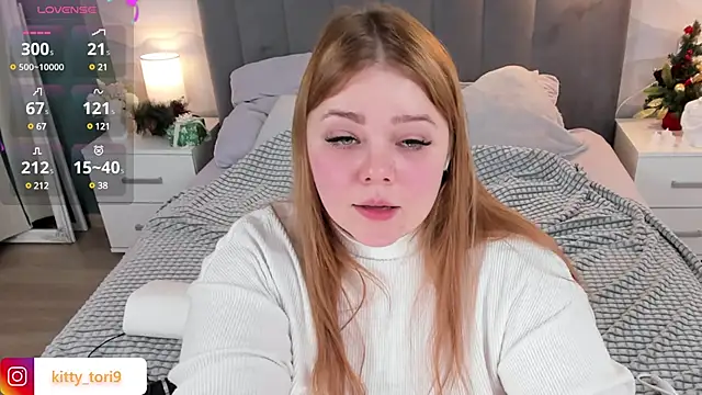 Tori cat online show from December 14, 2024, 4:20 pm