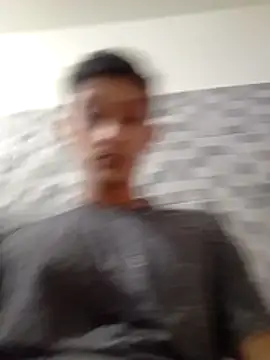 Snapshot of trips2 chatting on February 24, 2026, 8:29 pm trips2 online show from February 24, 2026, 8:29 pm