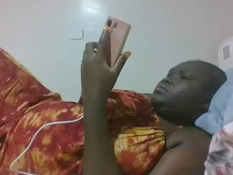 queen aria19 online show from February 26, 2026, 6:23 am