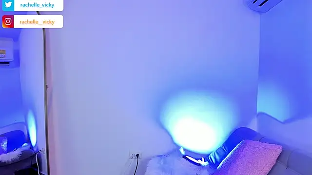 Snapshot of vicky_rachell chatting on February 28, 2025, 10:28 pm vicky rachell online show from February 28, 2025, 10:28 pm