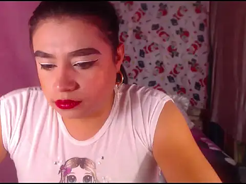 katrinawillff online show from December 21, 2025, 5:53 pm