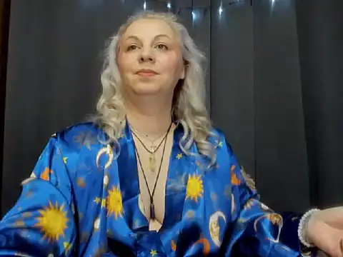 Snapshot of BroklynRydes chatting on November 12, 2025, 10:09 pm BroklynRydes online show from November 12, 2025, 10:09 pm