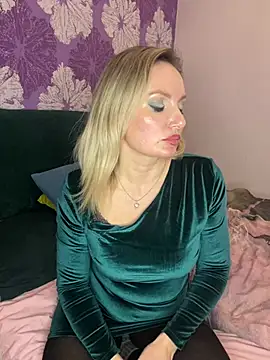 AngelOxy online show from December 29, 2024, 7:11 pm