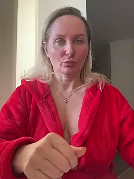 AngelOxy online show from January 4, 2025, 7:34 am