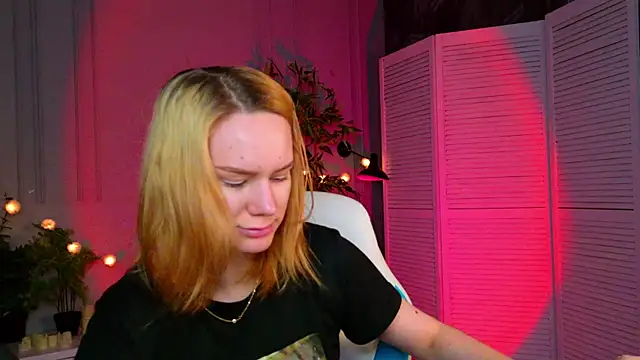 Ramona    online show from March 25, 2026, 6:19 am