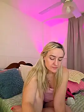 1Sweetnina online show from February 26, 2026, 9:58 pm