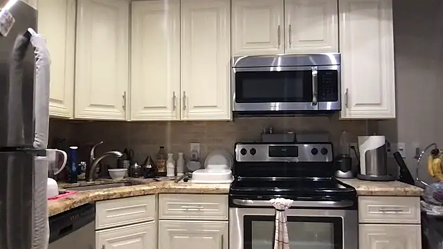 BigGuyMuscle online show from February 18, 2026, 7:54 pm