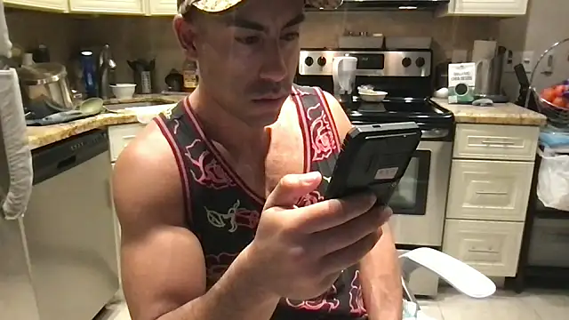 BigGuyMuscle online show from March 6, 2026, 11:45 pm