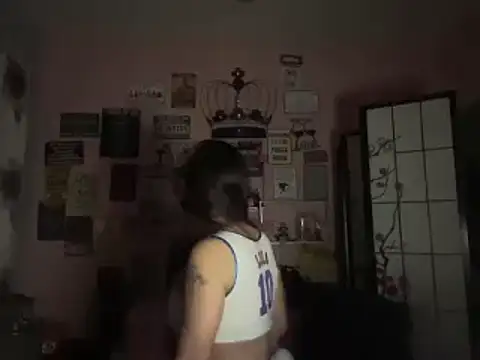 Snapshot of latinacubana chatting on March 10, 2025, 6:27 am latinacubana online show from March 10, 2025, 6:27 am