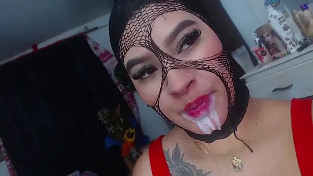 Sharlottee online show from December 28, 2024, 2:43 am