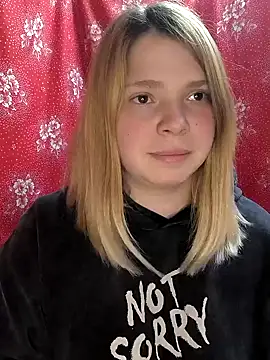 Zuli Kiska online show from March 13, 2025, 8:32 pm