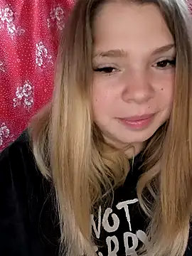 Zuli Kiska online show from November 3, 2025, 7:31 am