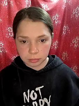 Zuli Kiska online show from April 3, 2026, 6:28 pm