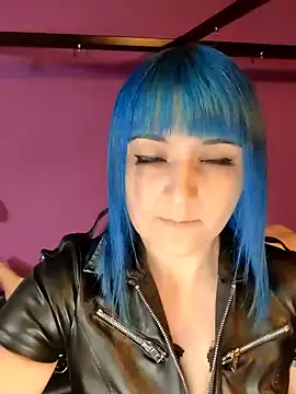 beauty-of-pain online show from October 14, 2025, 2:51 pm