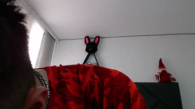 MathewCollin online show from January 21, 2025, 12:18 pm