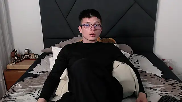 MathewCollin online show from January 24, 2025, 10:51 pm