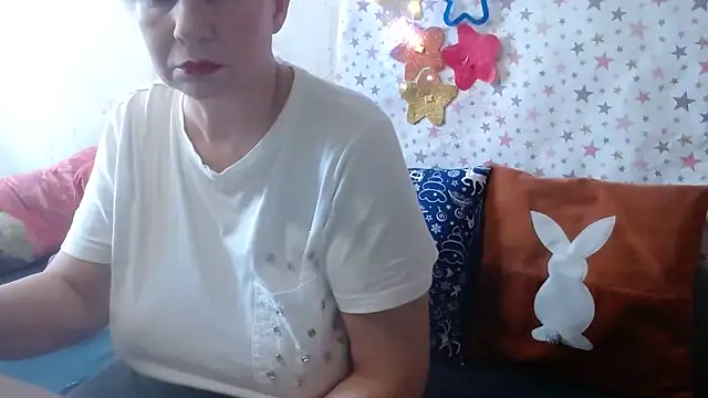 QueenLana online show from February 25, 2026, 11:42 am