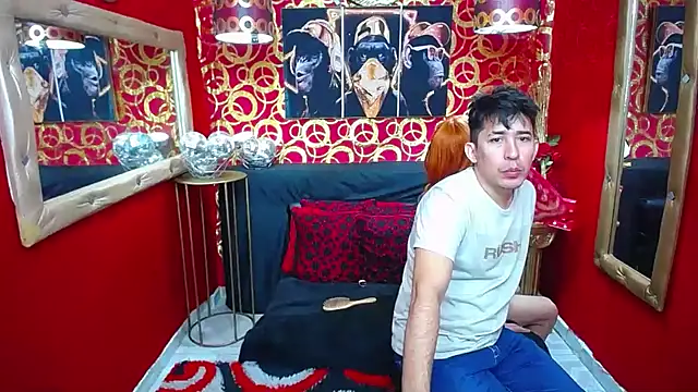 Snapshot of shannentrans chatting on January 22, 2025, 1:11 pm shannentrans online show from January 22, 2025, 1:11 pm