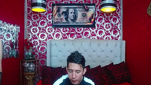 Snapshot of shannentrans chatting on March 18, 2025, 6:59 pm shannentrans online show from March 18, 2025, 6:59 pm