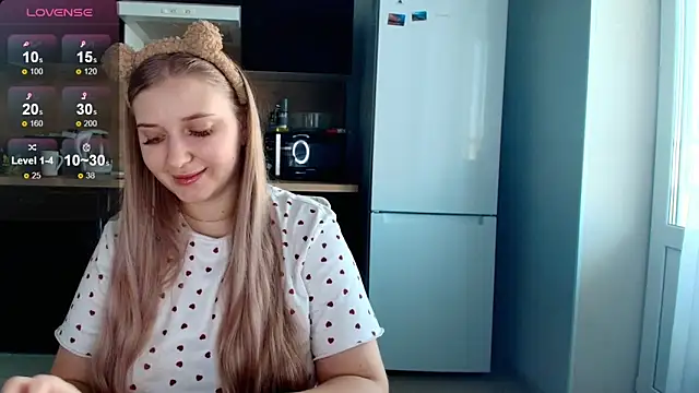 Adr1ana  online show from February 15, 2026, 7:05 am