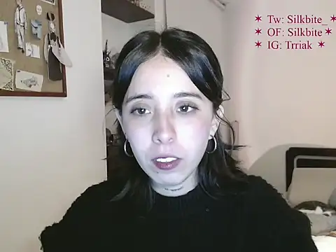 babyluna 8 8 online show from May 21, 2026, 11:45 pm