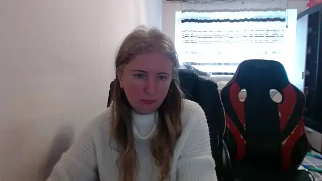 PeterAndJen online show from March 4, 2026, 7:36 am