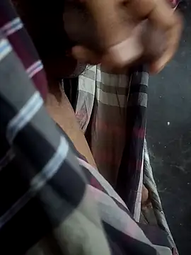 Lover choice online show from November 17, 2025, 5:52 pm