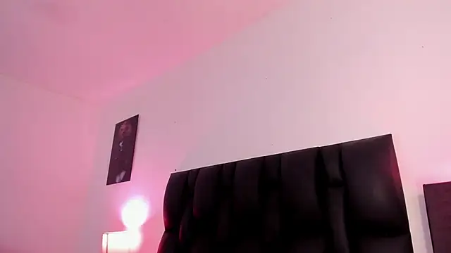 Snapshot of Snooky_Clinton chatting on February 20, 2025, 5:44 am Snooky Clinton online show from February 20, 2025, 5:44 am