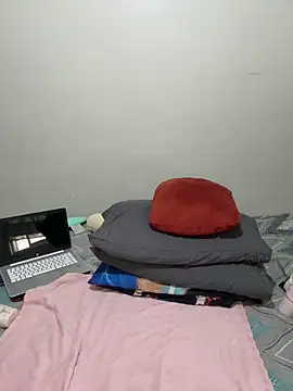 MileyGia online show from March 29, 2026, 6:30 pm