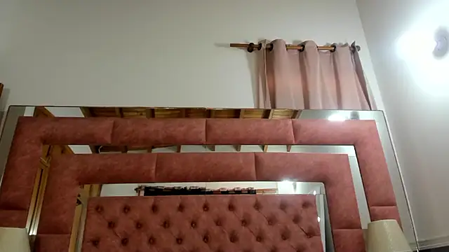 briana wonder69xxx online show from October 31, 2025, 3:35 pm