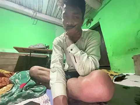 Snapshot of PrabV0319 chatting on February 17, 2026, 7:20 pm PrabV0319 online show from February 17, 2026, 7:20 pm