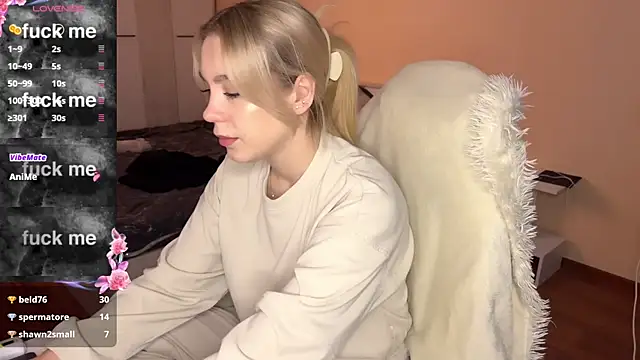 ariashaa online show from October 27, 2025, 2:10 pm