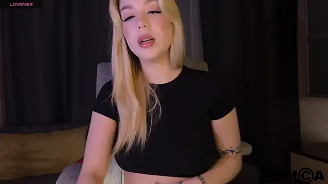 ariashaa online show from March 25, 2026, 4:02 pm