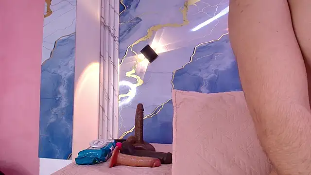 lorrayne  online show from November 15, 2025, 12:34 pm