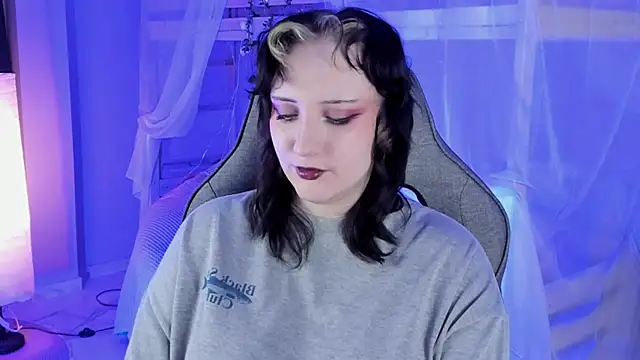 AsheLucker online show from November 28, 2025, 11:07 pm