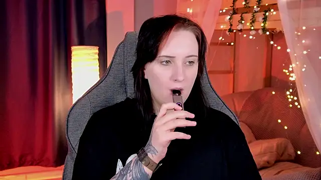 AsheLucker online show from March 14, 2026, 1:23 am