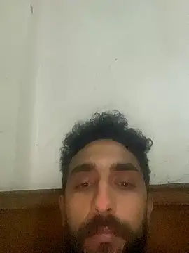 Eslam222s online show from January 13, 2026, 9:42 pm