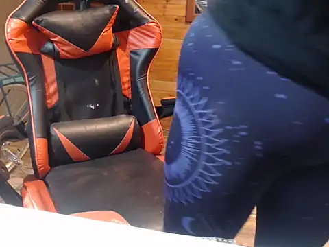 Hilarybunnyy online show from April 9, 2026, 1:49 am