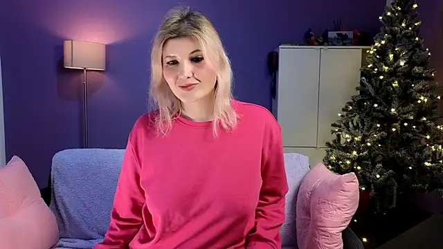 Snapshot of olisunny5 chatting on December 22, 2025, 7:33 pm olisunny5 online show from December 22, 2025, 7:33 pm