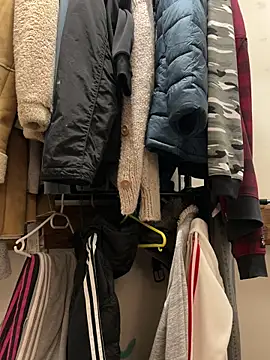 petuletra online show from February 19, 2026, 7:54 pm