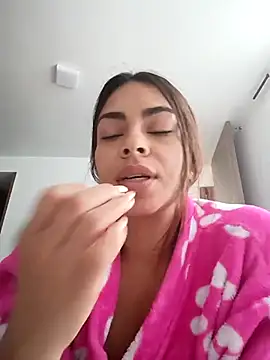 Ivanna2 online show from December 22, 2025, 3:53 pm