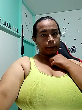 NatalySexxxMilk online show from November 14, 2025, 6:56 am