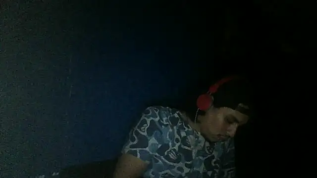 AlexAlejandro13 online show from September 27, 2025, 5:45 am