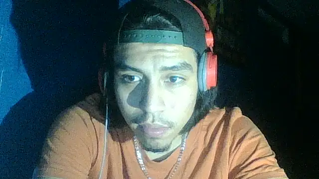 AlexAlejandro13 online show from October 9, 2025, 7:28 am